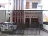 Rumah Fully Furniture di Belakang Hotel Hyatt