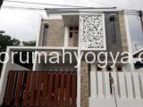 Rumah Dijual 2 Lantai Di Banteng Utara Kampus UGM Lingkungan Elite