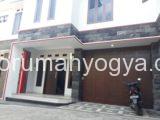 Dijual Rumah Kos 2 Lantai 300 Meter dari Kampus Sanata Dharma Paingan Sleman Yogyakarta