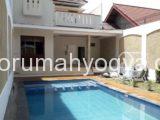 Rumah mewah di Dekat Kampus UGM ada Kolam Renangnya