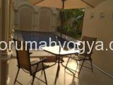 Rumah Dijual Mewah Semi Classic ada Kolam Renangnya dekat Malioboro Yogyakarta