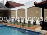 Rumah mewah di Dekat Kampus UGM ada Kolam Renangnya