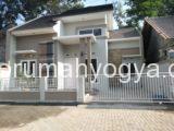 Rumah dijual dekat kampus uii jl kaliurang sleman yogyakarta