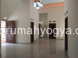 Rumah dijual dekat kampus Uii Jl kaliurang slan Yogyakarta